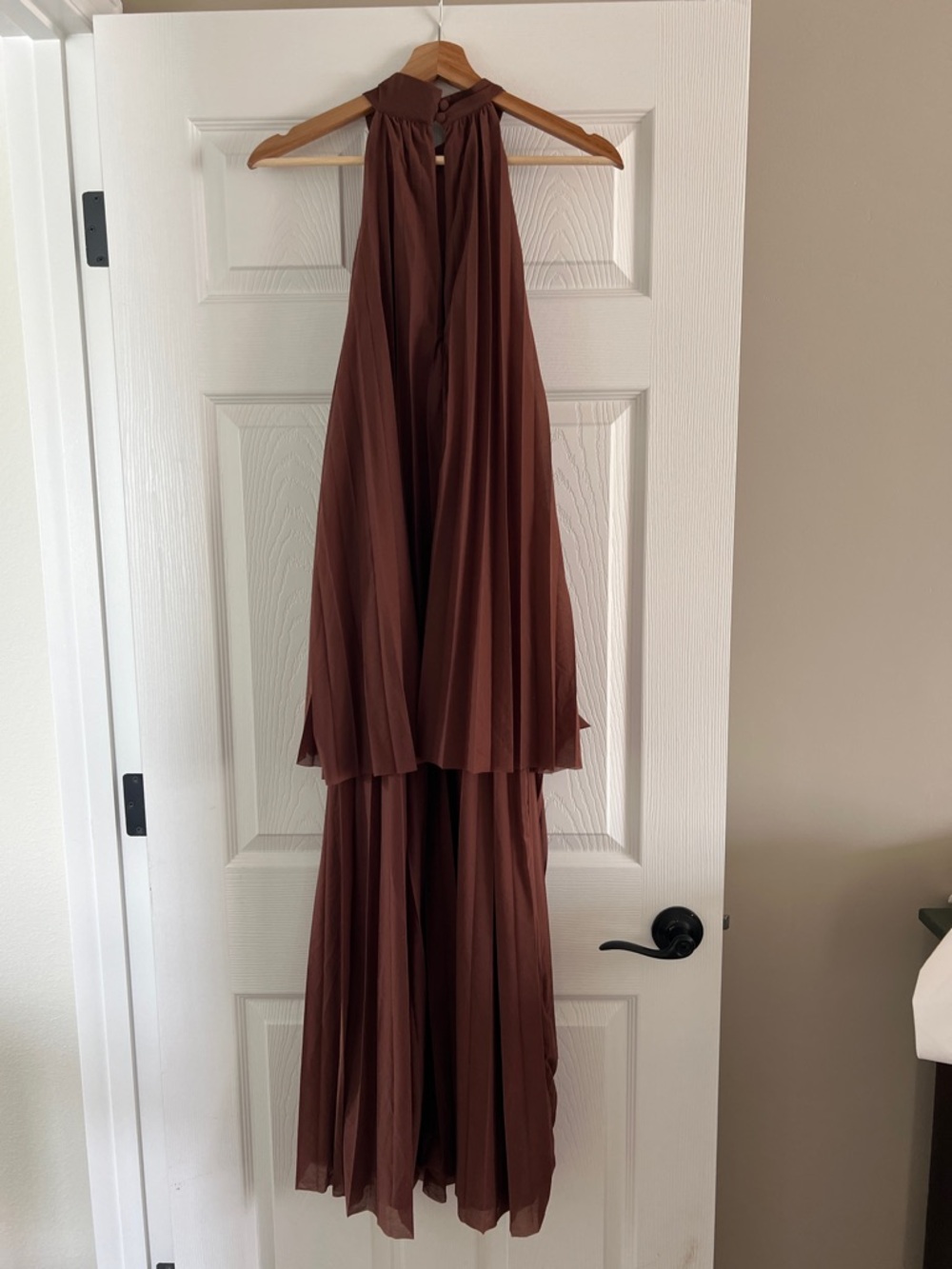 H&M Rust Brown Sleeveless Pleated Maxi Dress - Picture 3 of 3